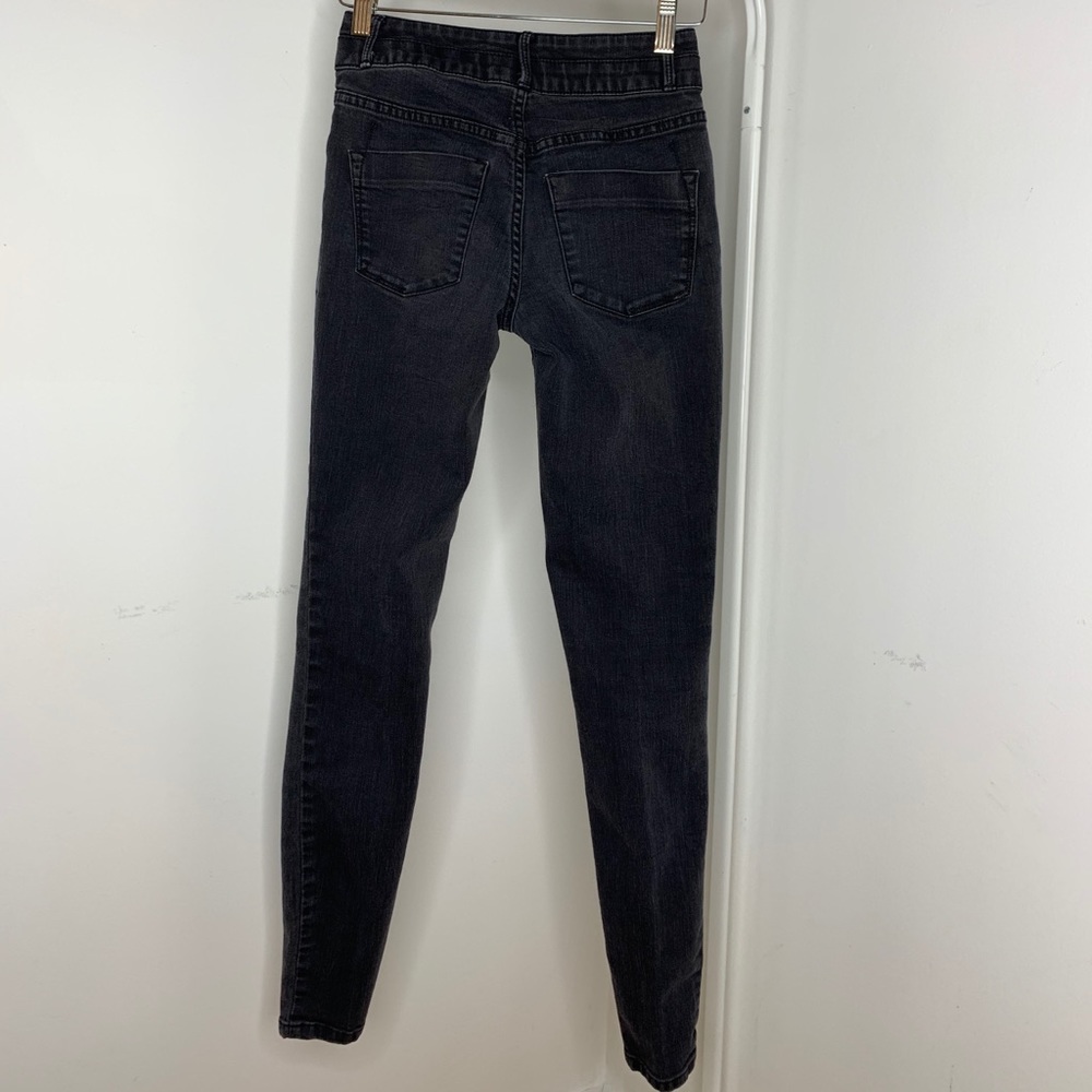 Jeans - Picture 2 of 2